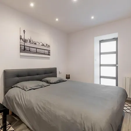 Apartment En Front De Avec Terrasse Et Vue *