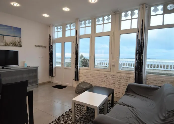 Lejlighed En Front De Avec Terrasse Et Vue *